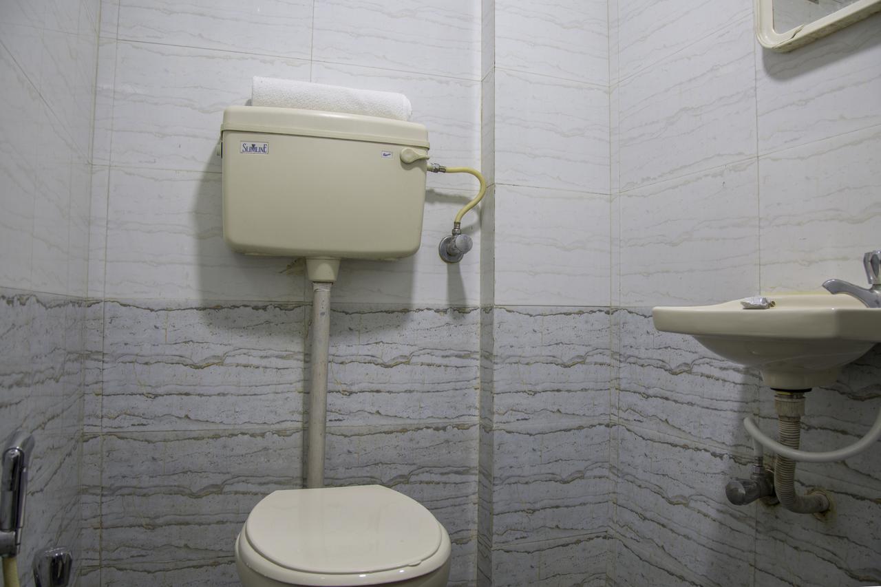 Relax Guest House 孟买 外观 照片